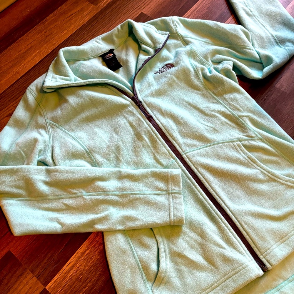 The North Face Lightweight Fleece Jacket size Medium